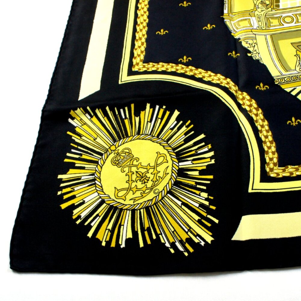 Authentic Vintage Hermes Le Soleil Royal 100% Silk Scarf, Carre 90 - Picture 11 of 14
